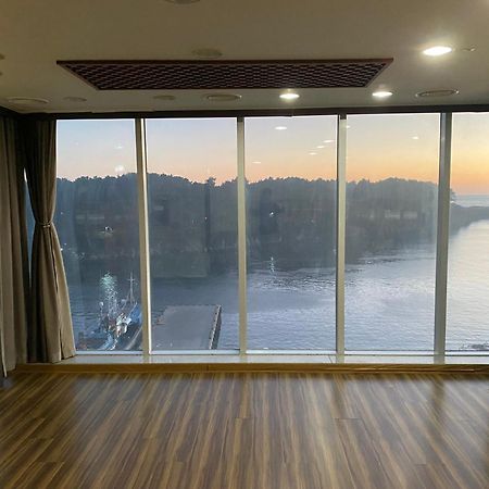 Seom Guesthouse Seogwipo Dış mekan fotoğraf