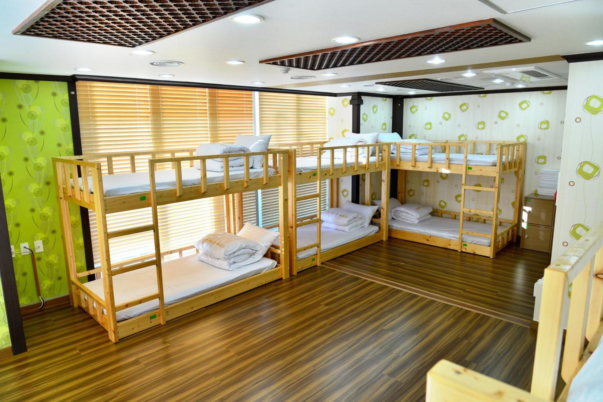 Seom Guesthouse Seogwipo Dış mekan fotoğraf